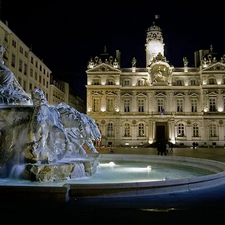 Apartment & Cosy 2br Opera/terreaux - Check-in 24/7 Lyon