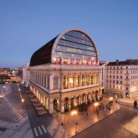 & Cosy 2br Opera/terreaux - Check-in 24/7 Lyon